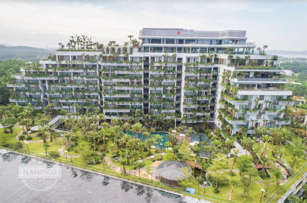 Flamingo Dai Lai Resort - By Bay Luxury Vinh Yen Exterior photo