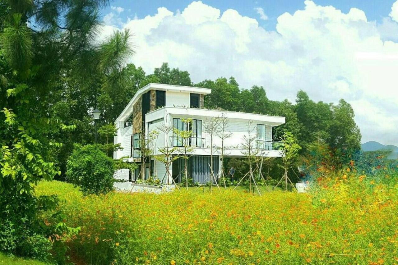 Flamingo Dai Lai Resort - By Bay Luxury Vinh Yen Exterior photo